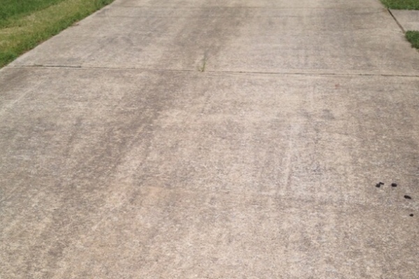 Driveway cleaning services in Louisville, KY